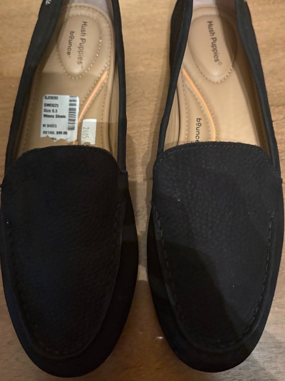 NWT Women's Hush Puppies Black Ozzie Slip-On Driving Loafers. Size 8.5